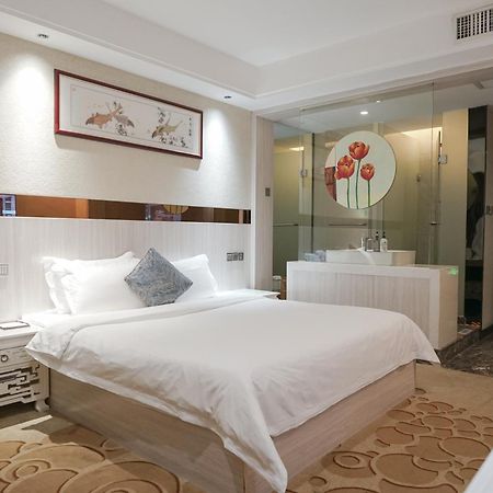 Paco Hotel Tianhe Coach Terminal Metro Satation Guangzhou-Free Shuttle Bus For Canton Fair ภายนอก รูปภาพ