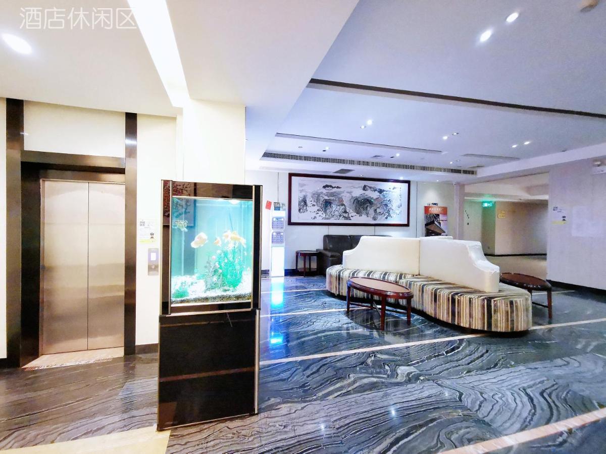 Paco Hotel Tianhe Coach Terminal Metro Satation Guangzhou-Free Shuttle Bus For Canton Fair ภายนอก รูปภาพ