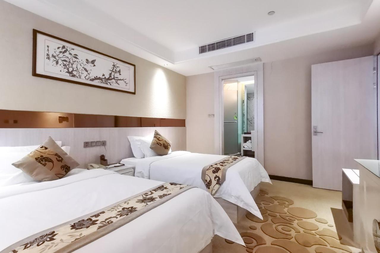 Paco Hotel Tianhe Coach Terminal Metro Satation Guangzhou-Free Shuttle Bus For Canton Fair ภายนอก รูปภาพ